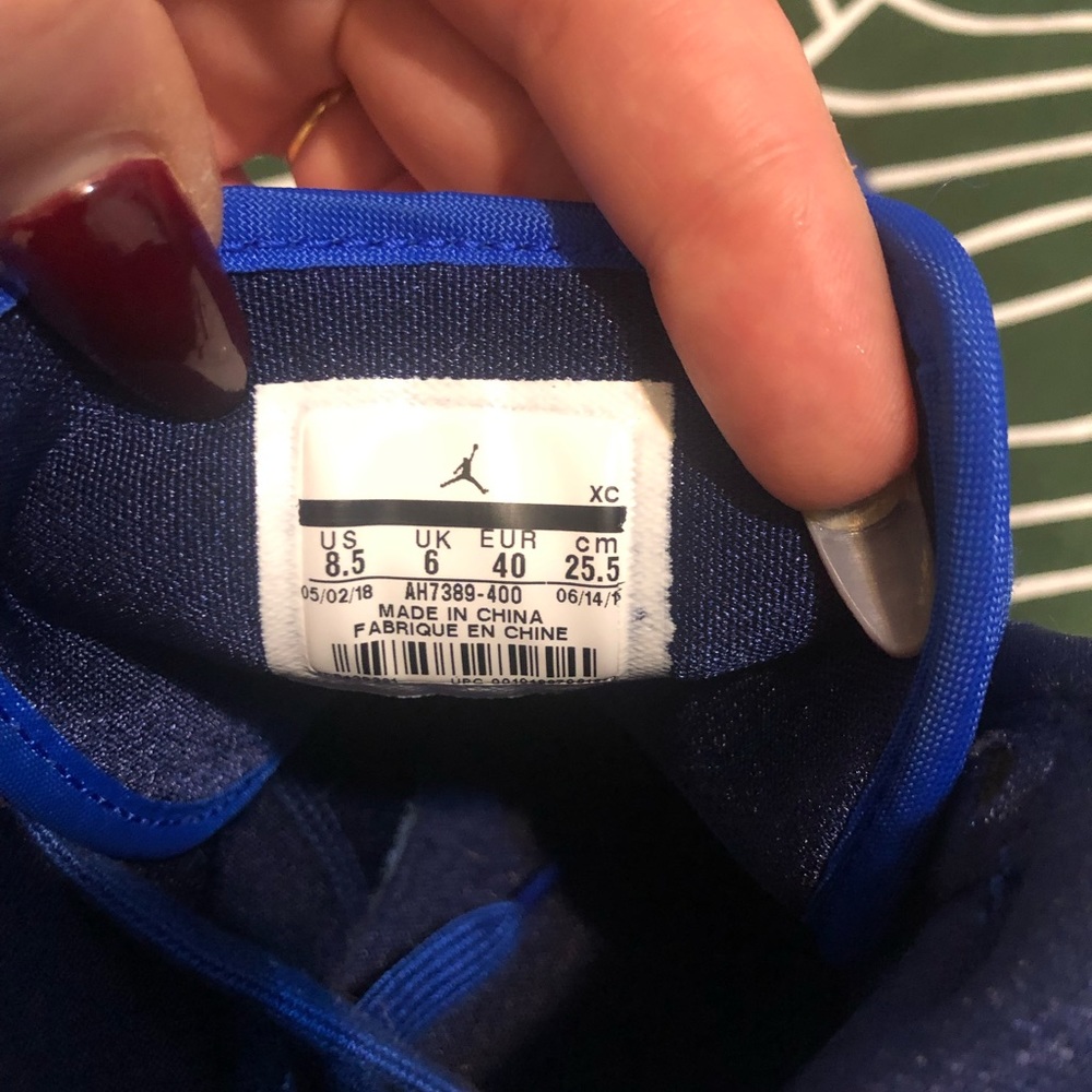 Air Jordan 1 retro high premium “blue suede”